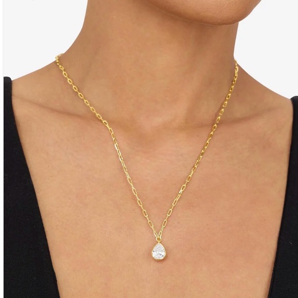 NWT Melinda Maria Drop of Perfection Gold/White Diamondettes - Picture 2 of 5